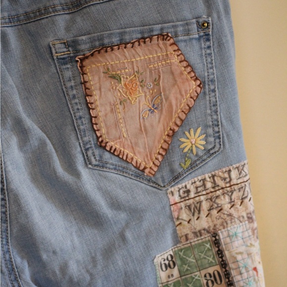 Stylish Blue Jeans with Heart Patches - Picture 2 of 4